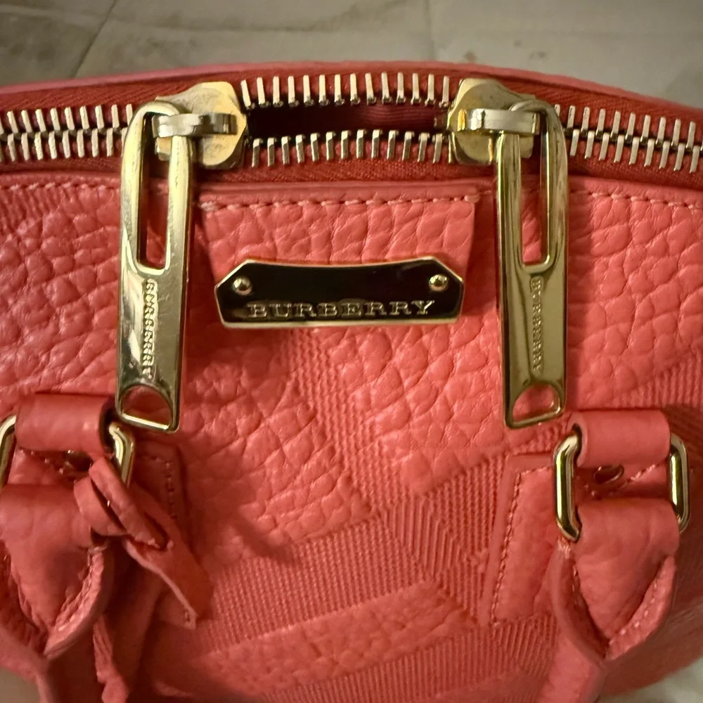 Burberry Coral Textured Satchel with Gold Accents - Picture 5 of 11